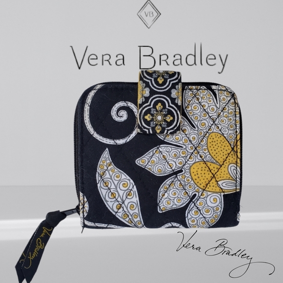 Vera Bradley small wallet - Picture 1 of 5